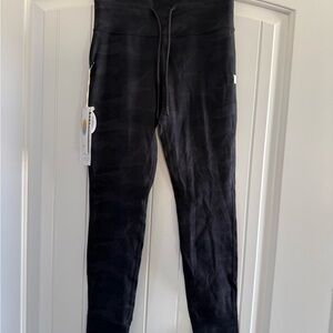 Vuori Dark Camouflage Joggers